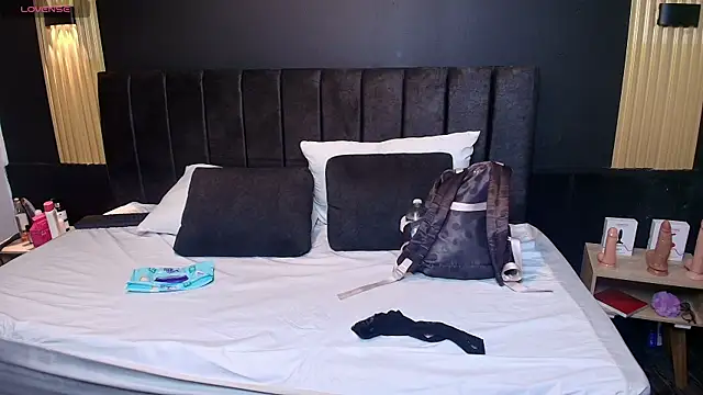 Snapshot of SexyRachel_ chatting on October 1, 2025, 12:00 pm SexyRachel  online show from October 1, 2025, 12:00 pm