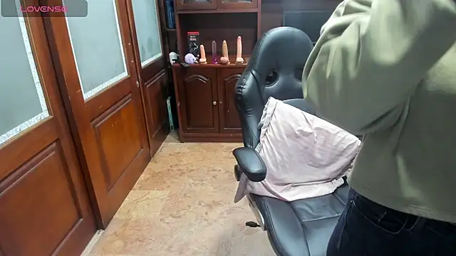 Snapshot of SexyRachel_ chatting on October 22, 2025, 12:05 pm SexyRachel  online show from October 22, 2025, 12:05 pm