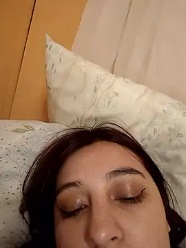 Snapshot of caronicole77 chatting on January 10, 2026, 11:31 pm caronicole77 online show from January 10, 2026, 11:31 pm