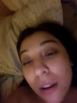 Snapshot of caronicole77 chatting on February 17, 2026, 6:43 am caronicole77 online show from February 17, 2026, 6:43 am