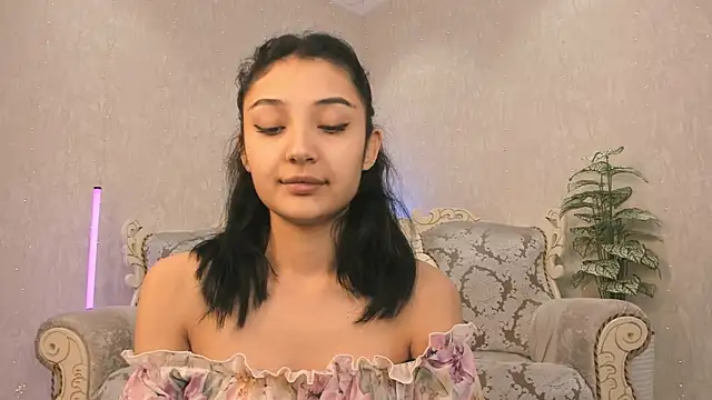 Snapshot of Rei_ramiki chatting on October 11, 2025, 5:39 am Rei ramiki online show from October 11, 2025, 5:39 am
