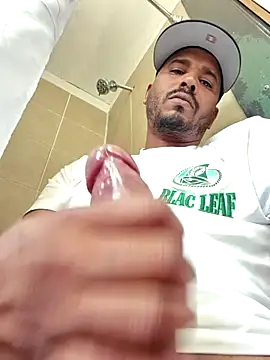 Danypeluche online show from October 18, 2025, 7:36 pm