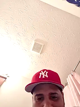 Danypeluche online show from November 9, 2025, 3:43 pm