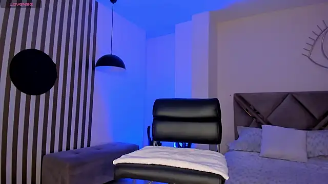 Snapshot of BonnyRose chatting on February 24, 2026, 8:40 pm BonnyRose online show from February 24, 2026, 8:40 pm