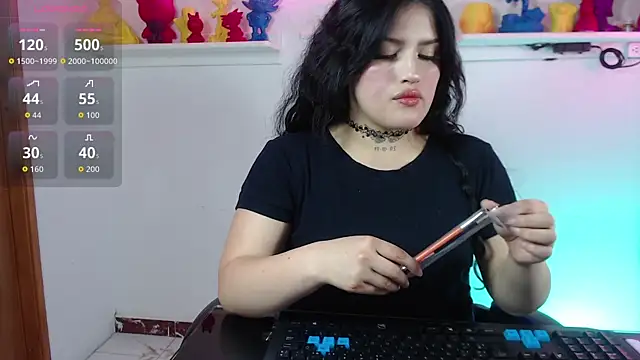 Snapshot of sari_belle chatting on March 18, 2026, 4:37 am sari belle online show from March 18, 2026, 4:37 am