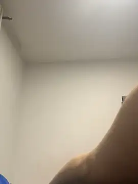 Leonis 0 online show from October 17, 2025, 2:15 am