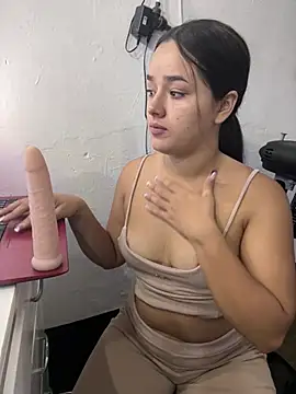 Luciaparker03 online show from February 22, 2026, 11:36 pm