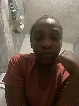 Rozanna here online show from September 18, 2025, 3:41 am