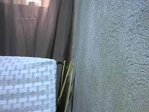 Sweeetgurll online show from March 13, 2026, 4:08 am