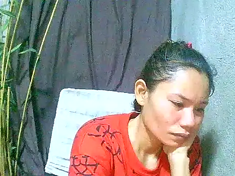 Snapshot of Sweeetgurll chatting on May 7, 2026, 2:55 pm Sweeetgurll online show from May 7, 2026, 2:55 pm