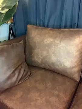 Snapshot of Canneela chatting on September 30, 2025, 4:12 pm Canneela online show from September 30, 2025, 4:12 pm