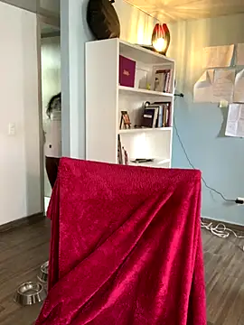 Snapshot of Canneela chatting on October 22, 2025, 4:07 pm Canneela online show from October 22, 2025, 4:07 pm