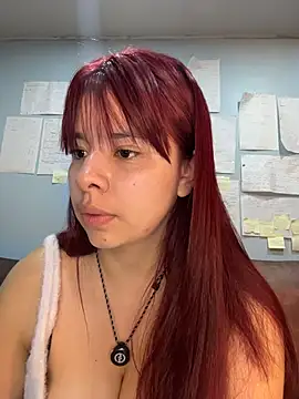 Snapshot of Canneela chatting on June 4, 2026, 10:10 am Canneela online show from June 4, 2026, 10:10 am