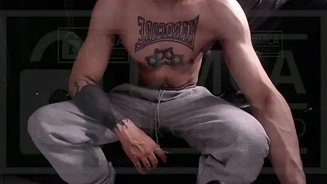 Snapshot of Mr_Klein_69 chatting on October 30, 2025, 2:13 am Mr Klein 69 online show from October 30, 2025, 2:13 am