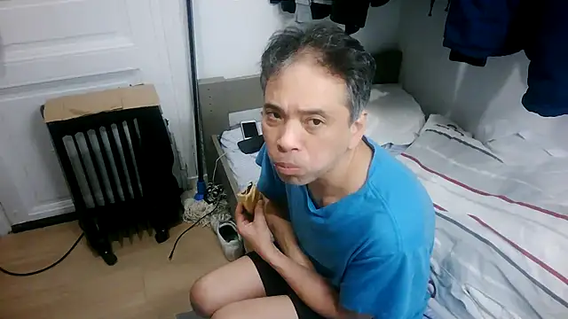 Snapshot of masculado69 chatting on December 14, 2025, 2:39 am masculado69 online show from December 14, 2025, 2:39 am