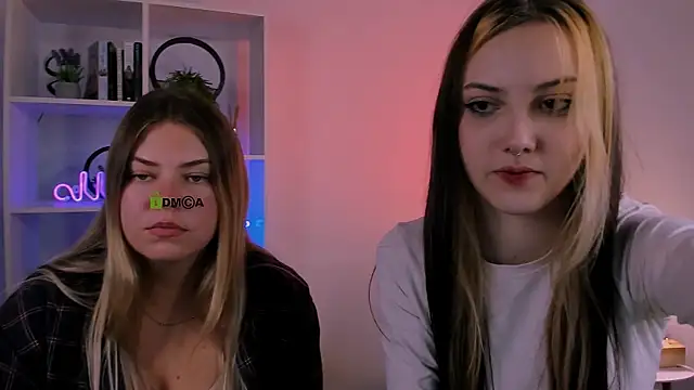 luna tin online show from October 3, 2025, 7:11 pm