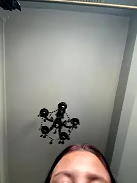Snapshot of Victoriasteel chatting on December 3, 2025, 12:47 pm Victoriasteel online show from December 3, 2025, 12:47 pm