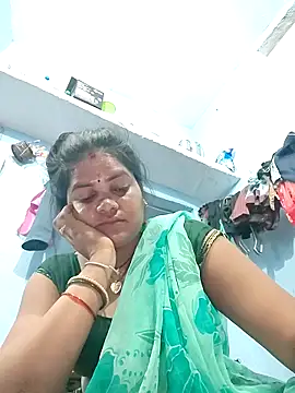Snapshot of Rashi_cut chatting on September 14, 2025, 11:26 pm Rashi cut online show from September 14, 2025, 11:26 pm