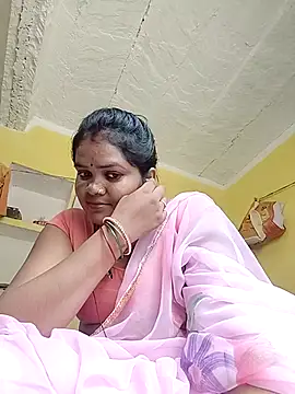 Snapshot of Rashi_cut chatting on September 18, 2025, 5:42 am Rashi cut online show from September 18, 2025, 5:42 am
