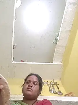 Snapshot of Rashi_cut chatting on October 13, 2025, 1:16 am Rashi cut online show from October 13, 2025, 1:16 am