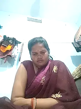 Snapshot of Rashi_cut chatting on October 16, 2025, 1:45 pm Rashi cut online show from October 16, 2025, 1:45 pm