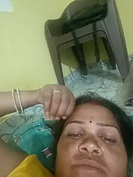 Snapshot of Rashi_cut chatting on October 20, 2025, 3:56 pm Rashi cut online show from October 20, 2025, 3:56 pm