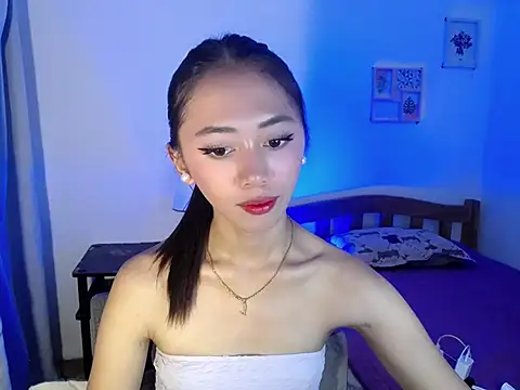 lovely kiannaHugecock online show from March 7, 2026, 7:49 am