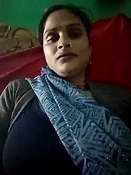 Sapna9685 online show from October 13, 2025, 2:39 pm