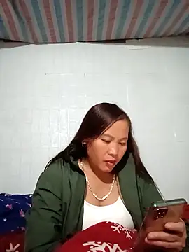 Seg min online show from December 15, 2025, 1:04 pm