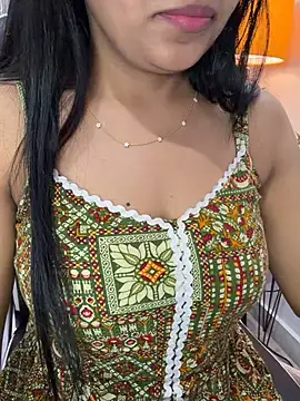 Snapshot of Riya-6969 chatting on May 15, 2026, 3:30 pm Riya-6969 online show from May 15, 2026, 3:30 pm