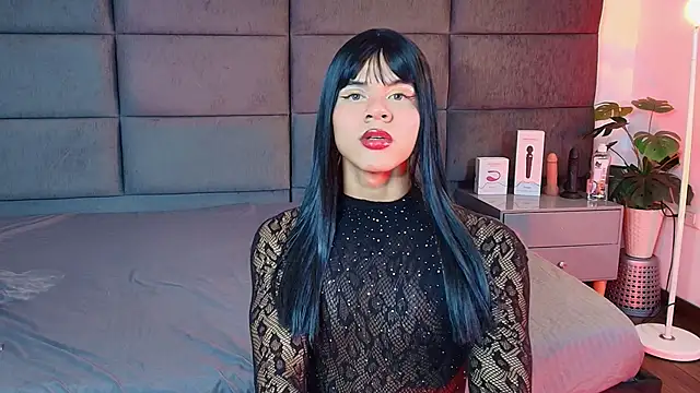 Slenna Moon online show from December 20, 2025, 2:51 am