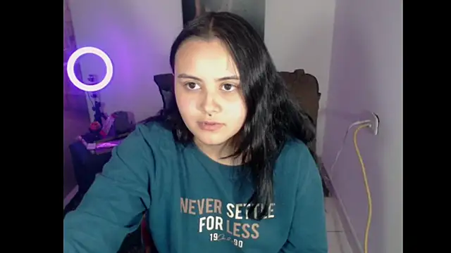 Snapshot of crazy_daniela chatting on October 16, 2025, 12:44 am crazy daniela online show from October 16, 2025, 12:44 am