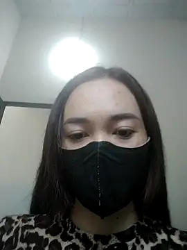   LuLLu   online show from September 13, 2025, 1:27 am