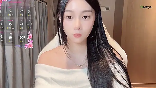 Makinghappymyself  online show from November 20, 2025, 1:11 pm