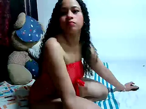 Snapshot of mami_rica_a chatting on September 16, 2025, 1:23 pm mami rica a online show from September 16, 2025, 1:23 pm