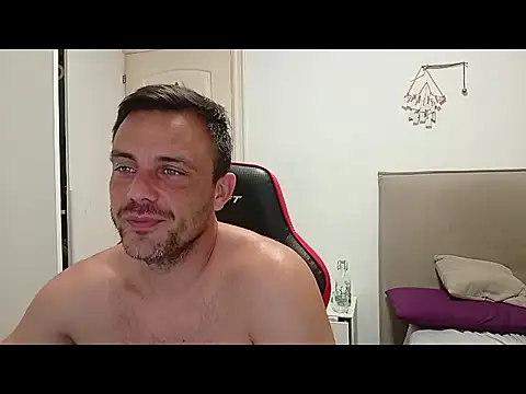 latinblueboy online show from September 15, 2025, 9:15 pm