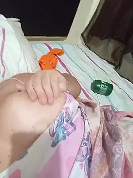 Snapshot of Ravena2290 chatting on April 5, 2026, 1:30 pm Ravena2290 online show from April 5, 2026, 1:30 pm