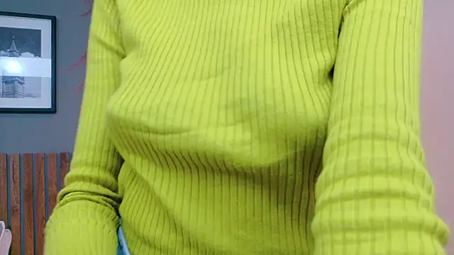 luna roja25 online show from October 1, 2025, 1:28 pm