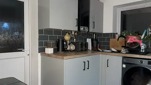 KayleeBella online show from February 3, 2026, 9:20 pm