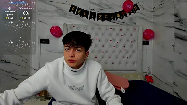 Ari and Storm online show from March 21, 2026, 1:37 pm