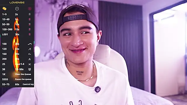 LiamDeep online show from February 8, 2026, 8:34 pm