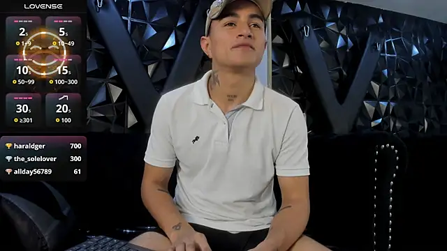 LiamDeep online show from March 21, 2026, 8:34 pm