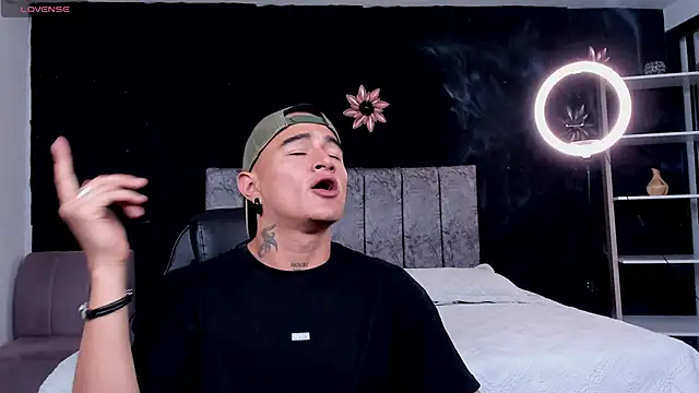 LiamDeep online show from June 20, 2026, 8:00 pm