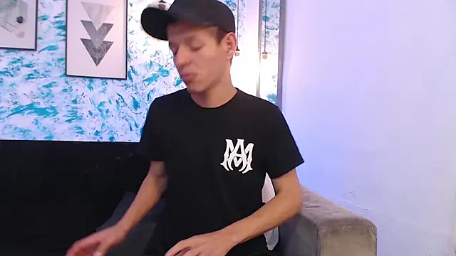 Snapshot of Marcus_and_Tony chatting on October 15, 2025, 1:06 am Marcus and Tony online show from October 15, 2025, 1:06 am