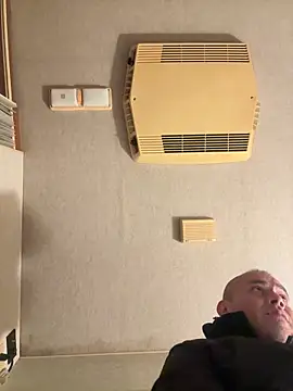 Pepe86-urgia online show from October 19, 2025, 2:56 am