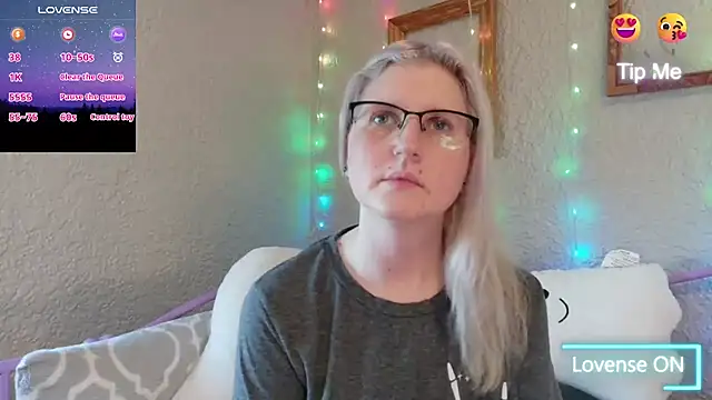 samanthamalichite online show from February 6, 2026, 1:47 pm