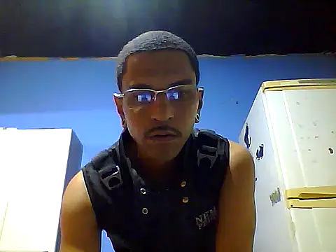 Snapshot of RICHARDSANCHEZZ chatting on November 8, 2025, 6:02 am RICHARDSANCHEZZ online show from November 8, 2025, 6:02 am