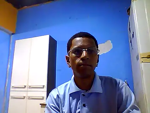 Snapshot of RICHARDSANCHEZZ chatting on November 17, 2025, 3:51 pm RICHARDSANCHEZZ online show from November 17, 2025, 3:51 pm