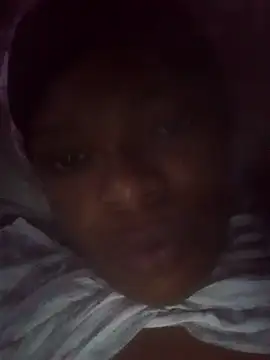 BIGSHAKINGASS online show from September 19, 2025, 4:25 am
