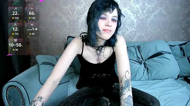 NoelleGothicShadow online show from May 7, 2026, 10:15 pm